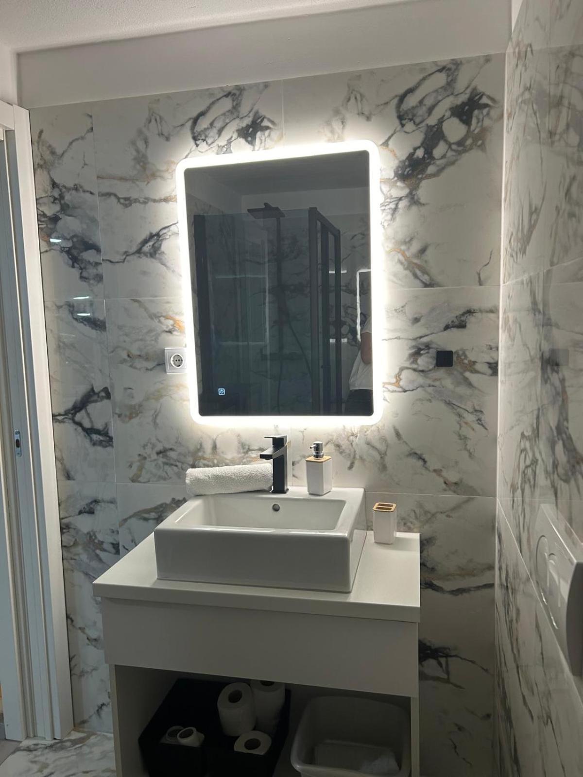 Villa Bubalo 奥米什 外观 照片
